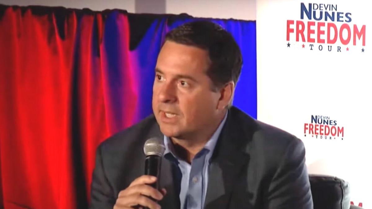 Trump Group CEO Backs Musk’s Twitter Takeover