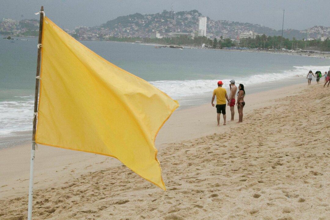 Hurricane Enrique to Weaken on Monday, Mexico at Risk of Flash Floods