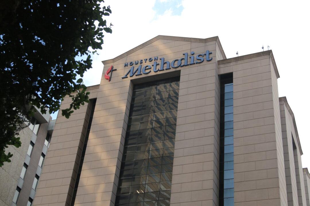 EXCLUSIVE: Hospital System Faces Staff Shortages Due to COVID-19 Infections, Despite Vaccine Mandate