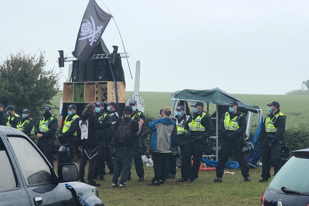 Dozens Arrested as 2,000 Gather at Illegal Rave in Southeast England