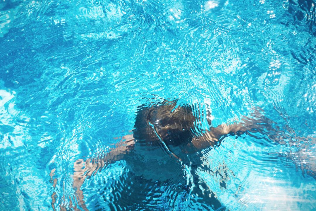 Georgia Teen Spots Toddler on Bottom of Swimming Pool, Leaps Into Action, Saves His Life