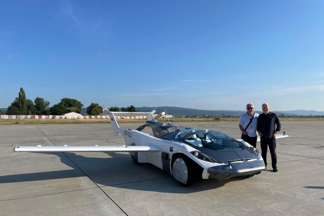 Flying Car Prototype Makes First Successful Inter-City Flight