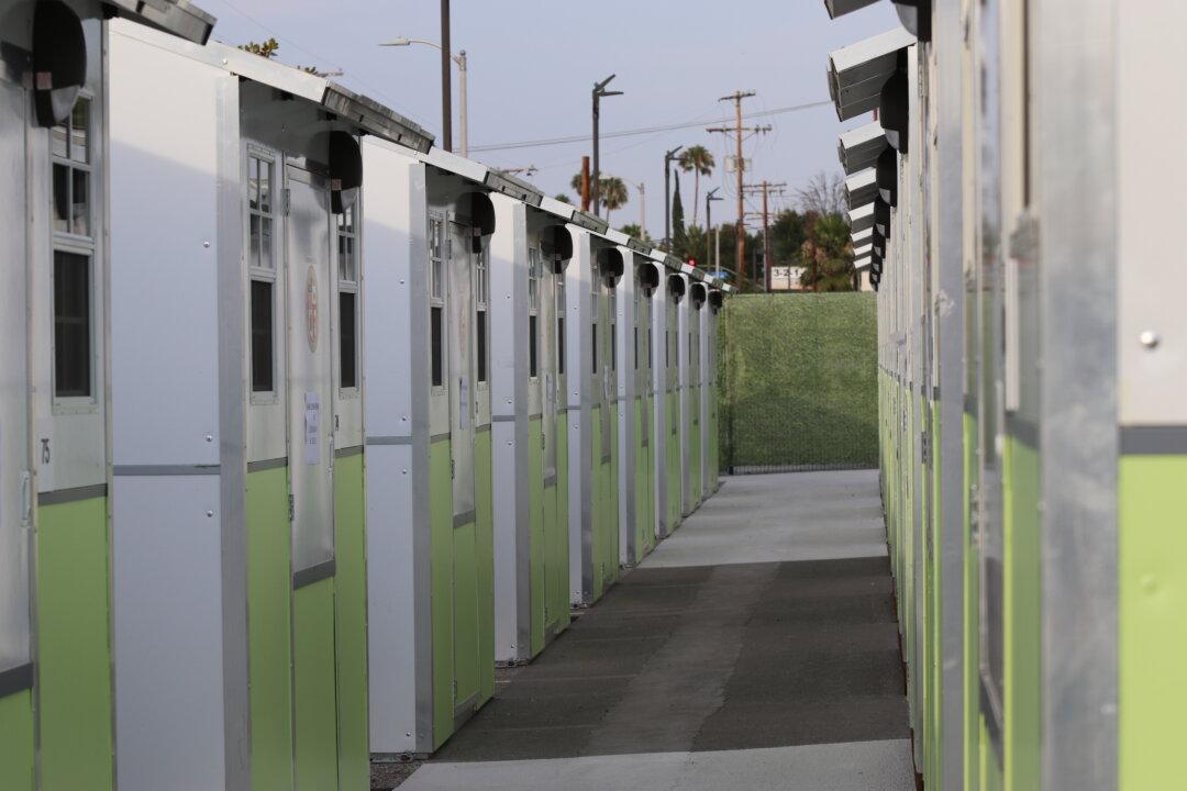 New Tiny Home Community for the Homeless to Open in Los Angeles County After Independence Day