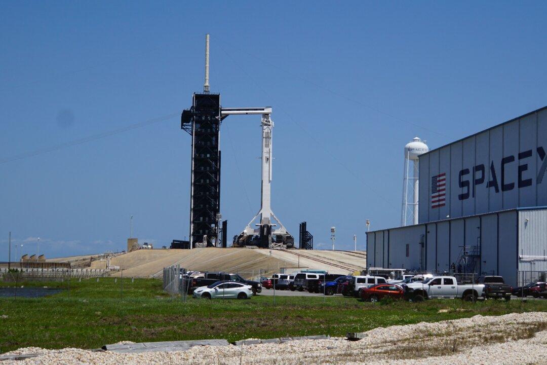 SpaceX Preps for Launch of 4 More Astronauts to Space Station