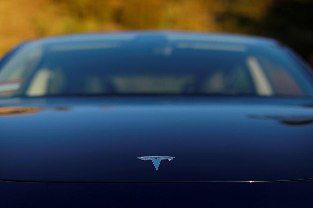 Tesla Second-Quarter Deliveries Meet Analysts’ Estimates as Chip Shortage Weighs
