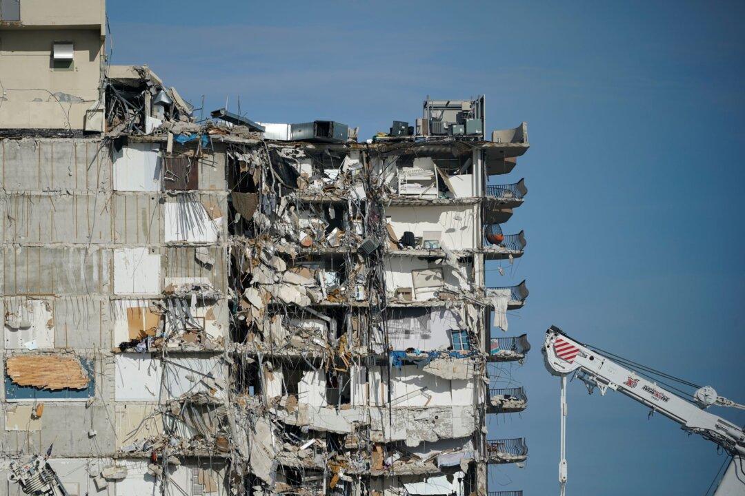 Officials Discuss Demolishing Partially Collapsed Florida Condo Building