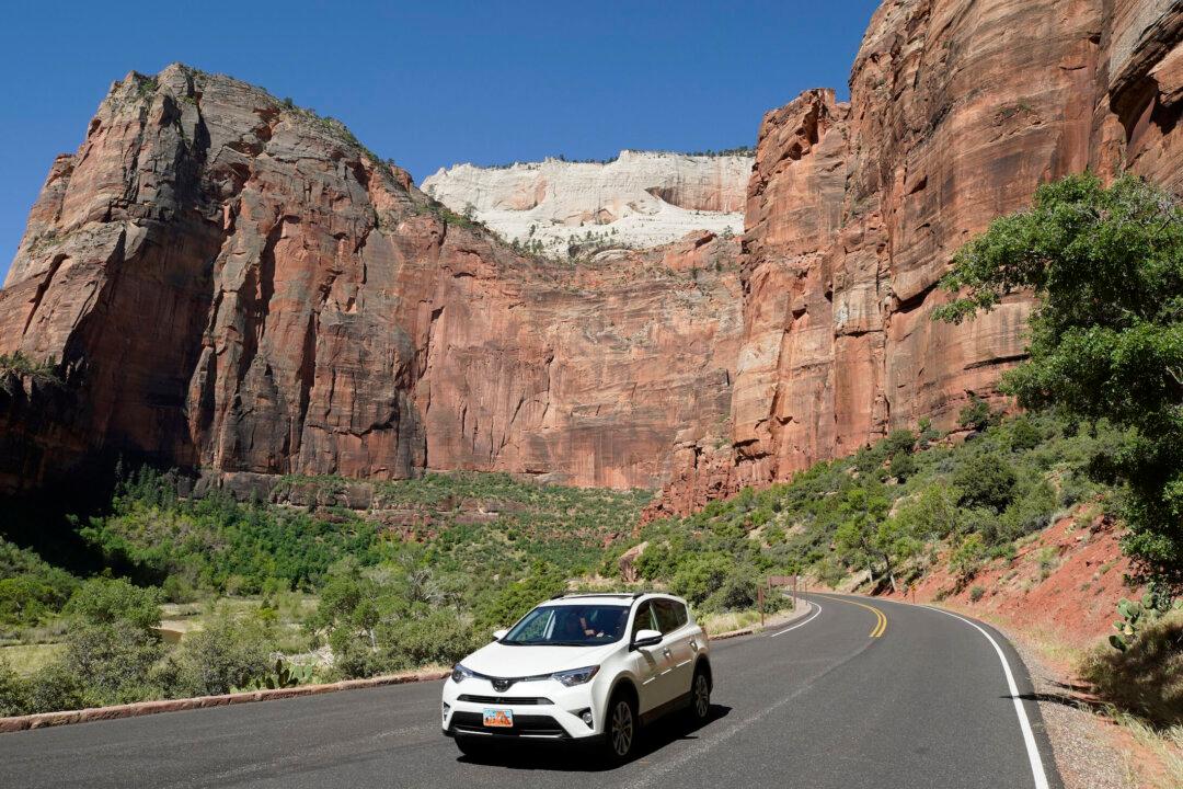 Flash Flood Sweeps Through National Park in Utah