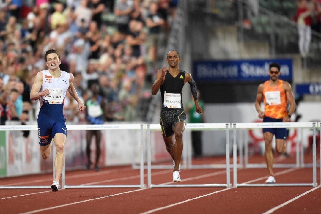 Norway’s Warholm Breaks 400 Meters Hurdles World Record