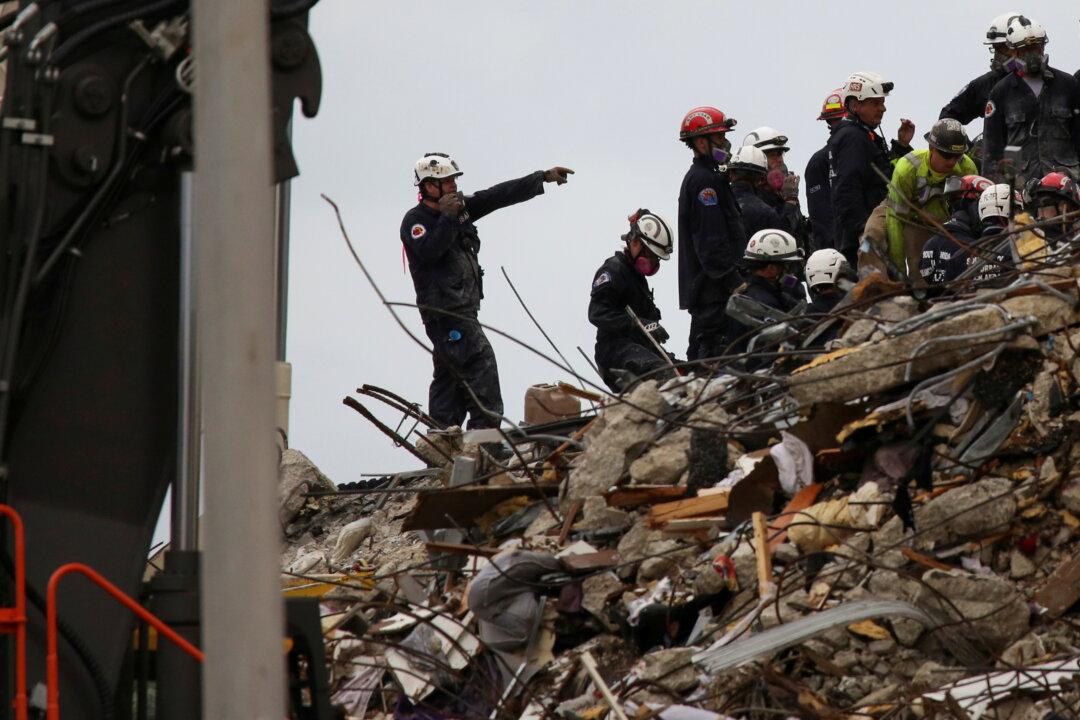 Death Toll From Condo Collapse Rises to 22
