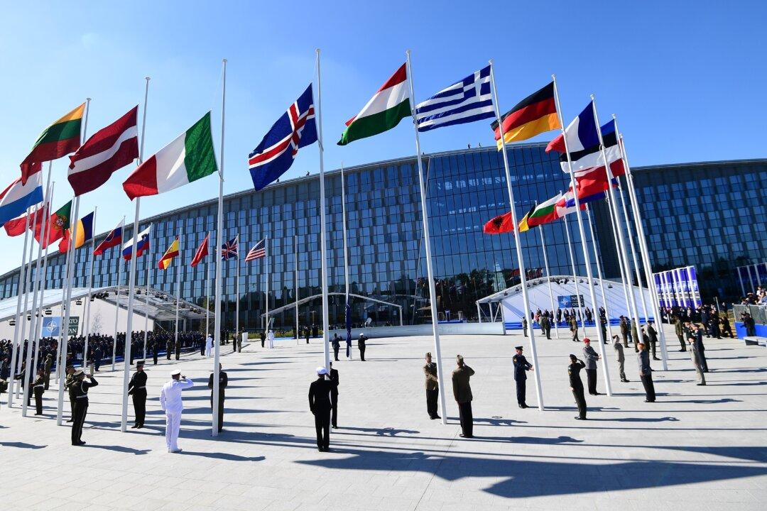 Form a NATO for Trade to Counter the Communist Chinese Regime: Report