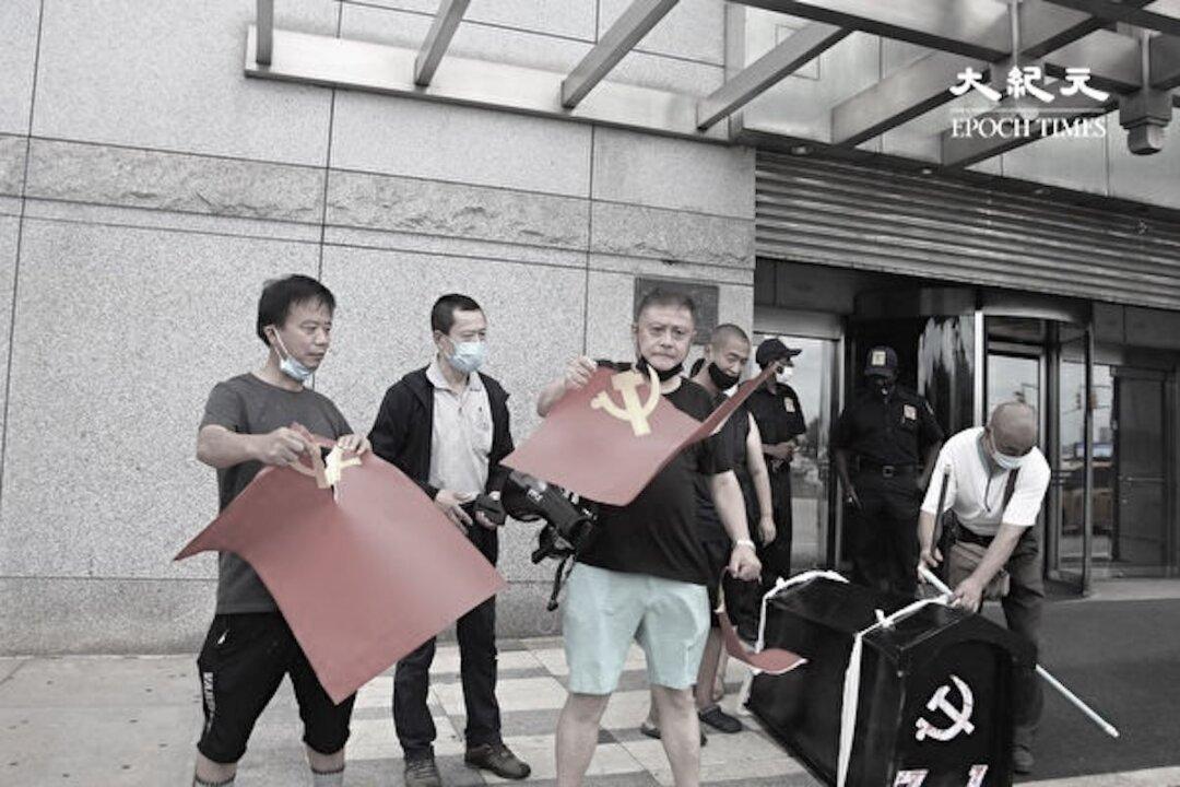 China Abuses Interpol Red Notices to Track, Detain Overseas Dissidents, House GOPer Says