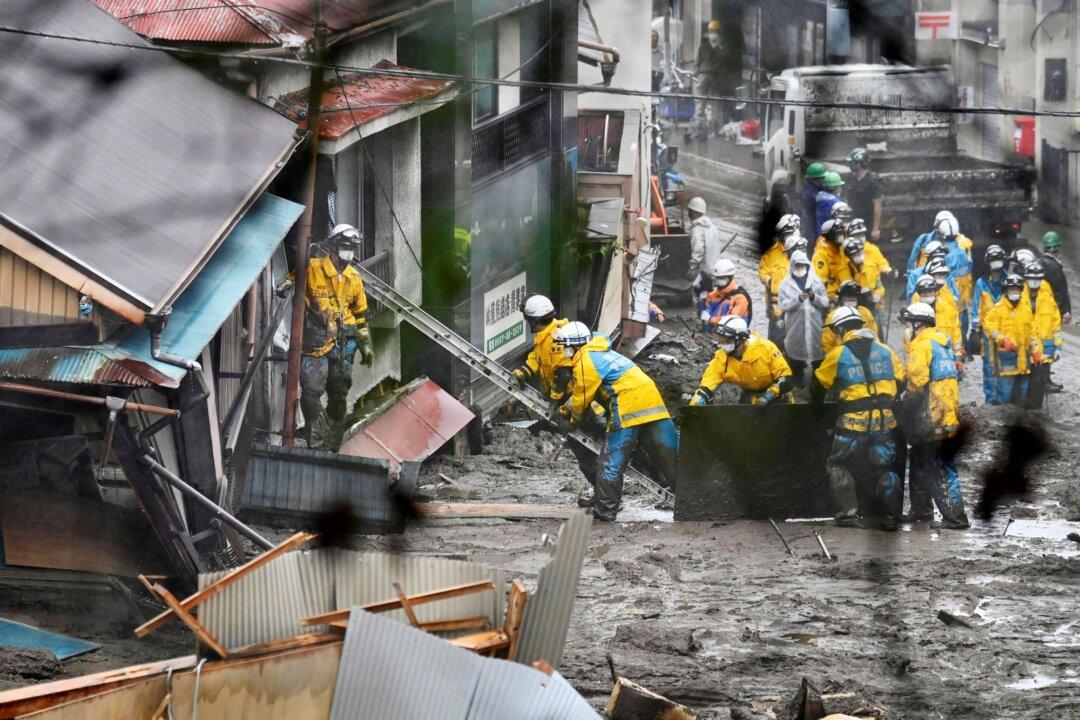 Japan’s Leader Pushes Rescue After Deadly Mudslide Hits Town
