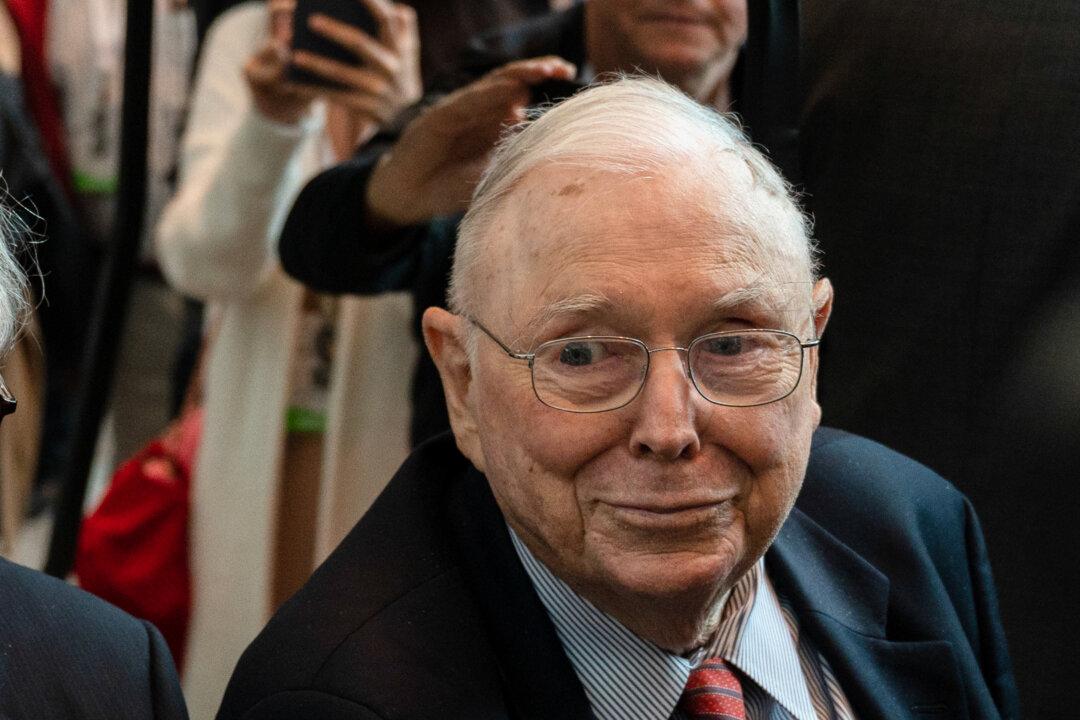Charlie Munger Blasts Crypto as ‘Partly Fraud and Partly Delusion’ After FTX Meltdown