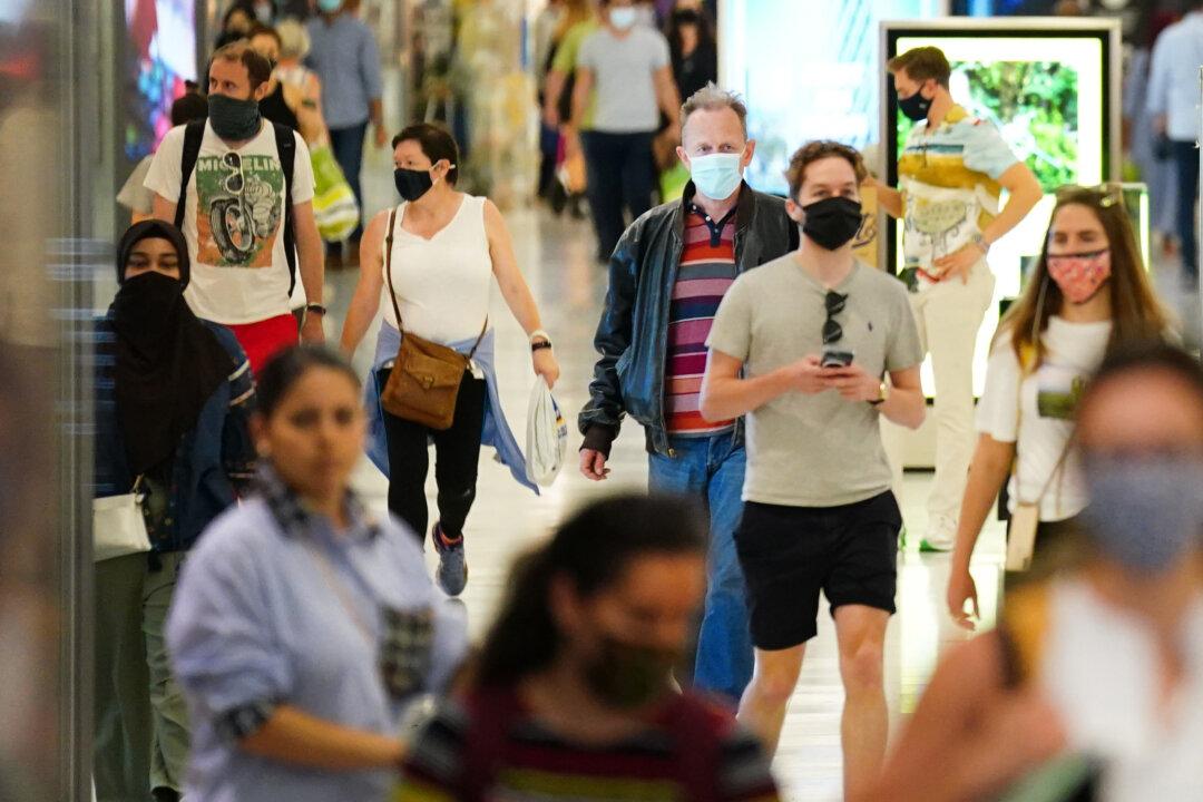 England May Scrap All CCP Virus Legal Restrictions From July 19