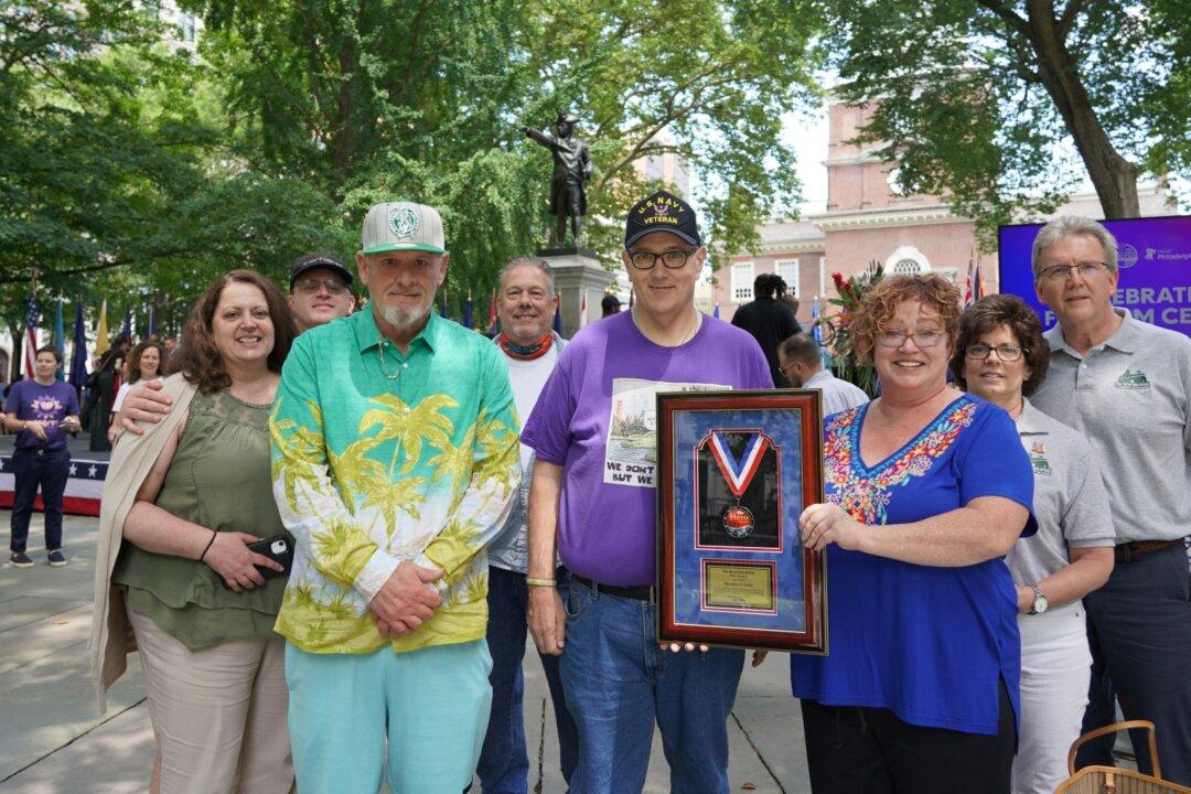 Veterans Show Patriotic Flair During Philadelphia’s July 4 Celebration