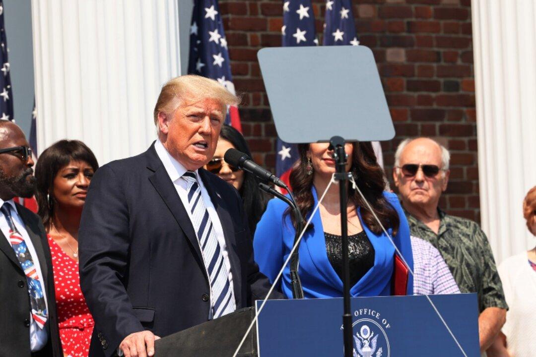 Trump: ‘I Believe I Know Exactly Who’ Shot Ashli Babbitt, Blasts Double Standard
