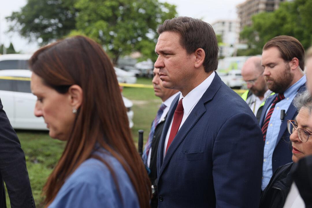 DeSantis Won’t Commit to Statewide Review of Aging Florida Buildings