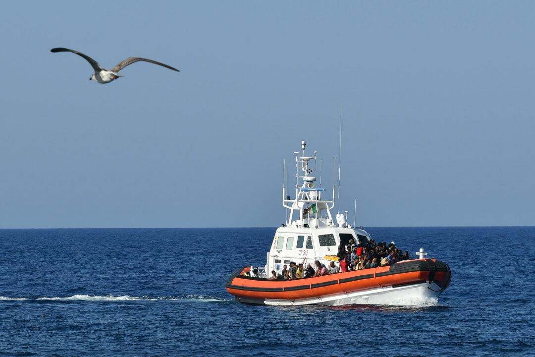 8 Dead Migrants Recovered Off Italian Island of Lampedusa