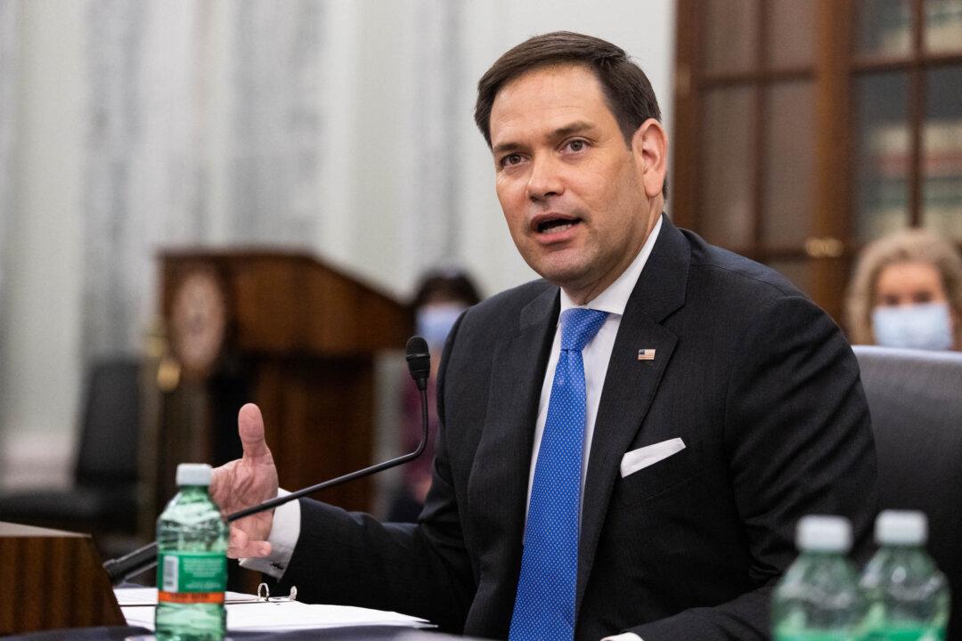 Senators Rubio and Menendez Say US Embargo on Cuba Is Not the Cause of Suffering, the Regime Is