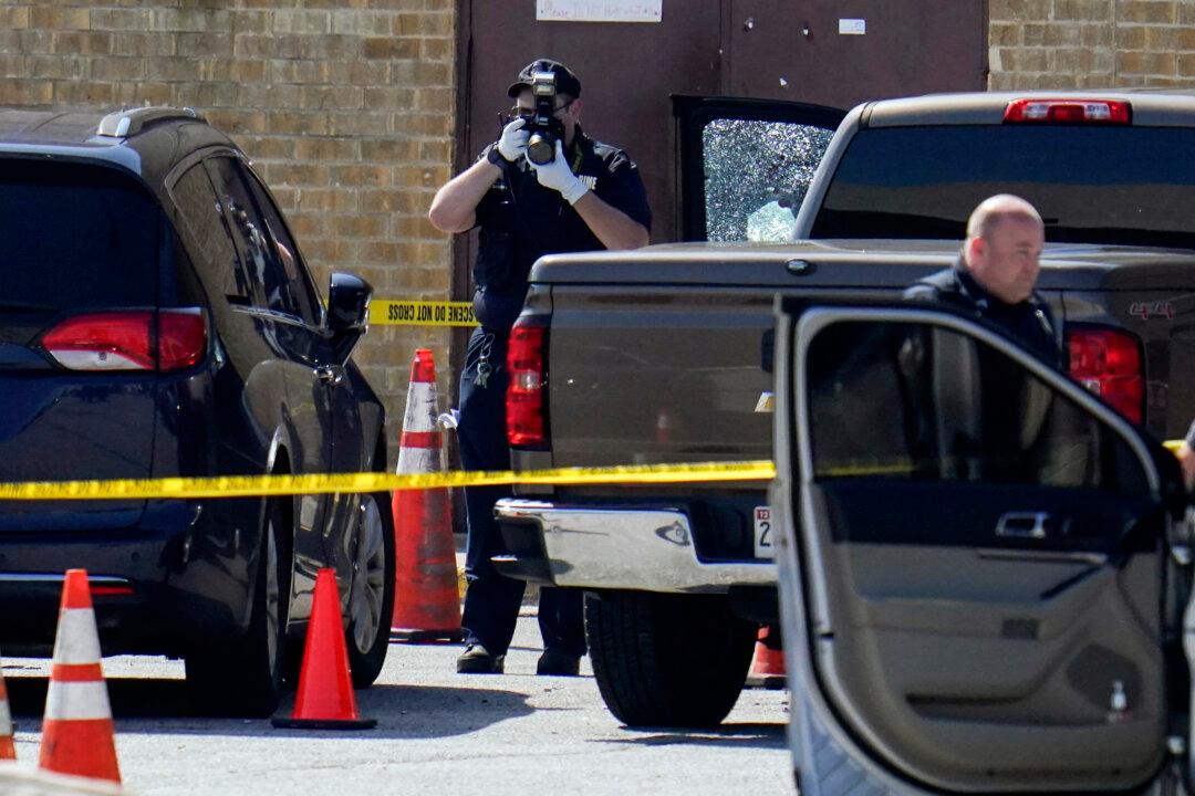 2 Baltimore Officers on US Task Force Shot, Suspect Killed