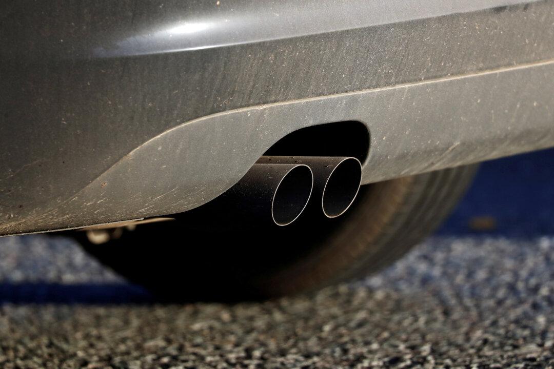 Britain to Ban All New Diesel and Petrol Heavy Goods Vehicles From 2040