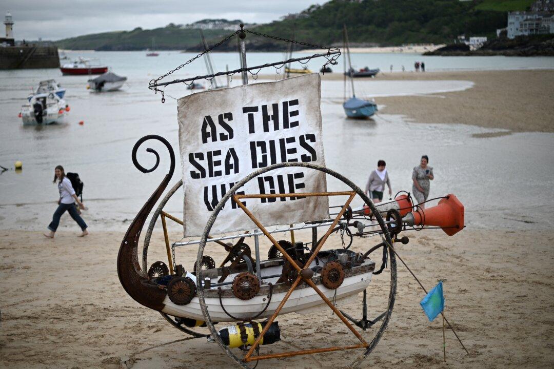 False Labelling in COVID Origin Scrutiny Reminiscent of Climate Change Debate, Observers Say