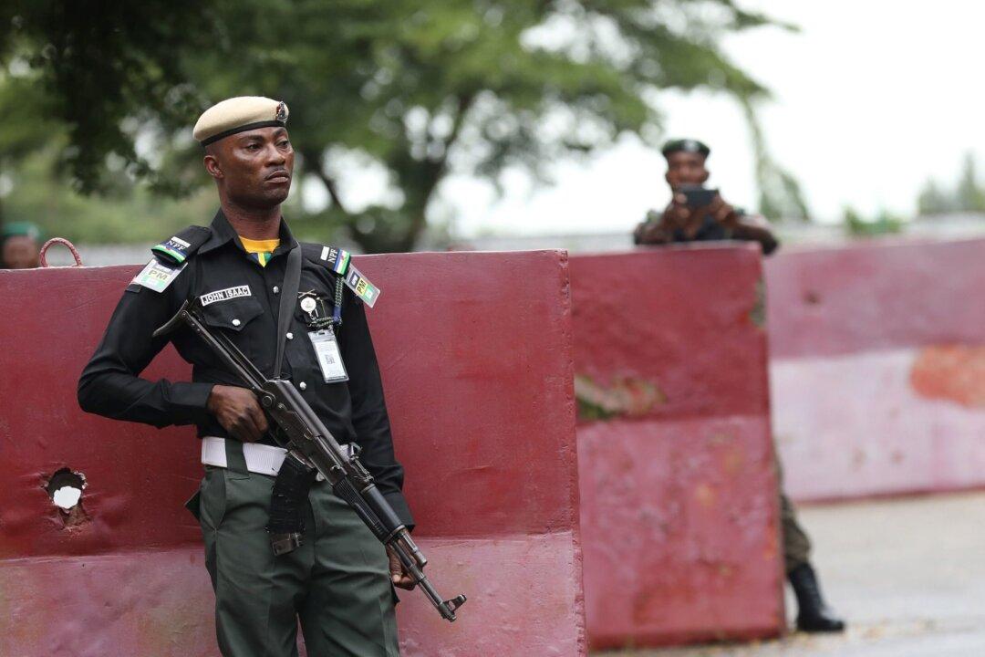 Gunmen Kill Nigerian Army General on Highway From Capital