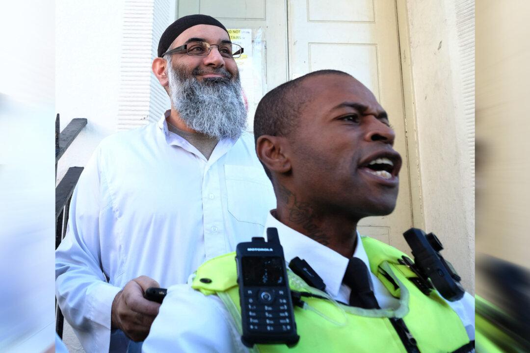 Radical Preacher Anjem Choudary’s Public Speaking Ban Lifted