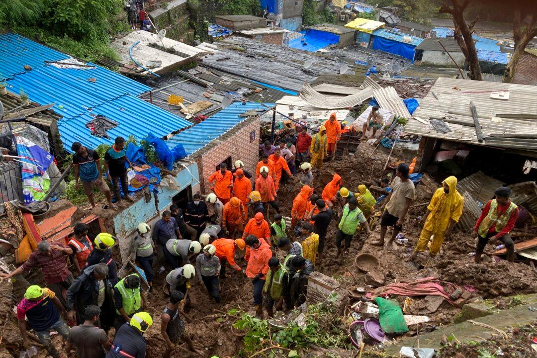 Landslides Kill 20 After Monsoon Rains in India’s Mumbai