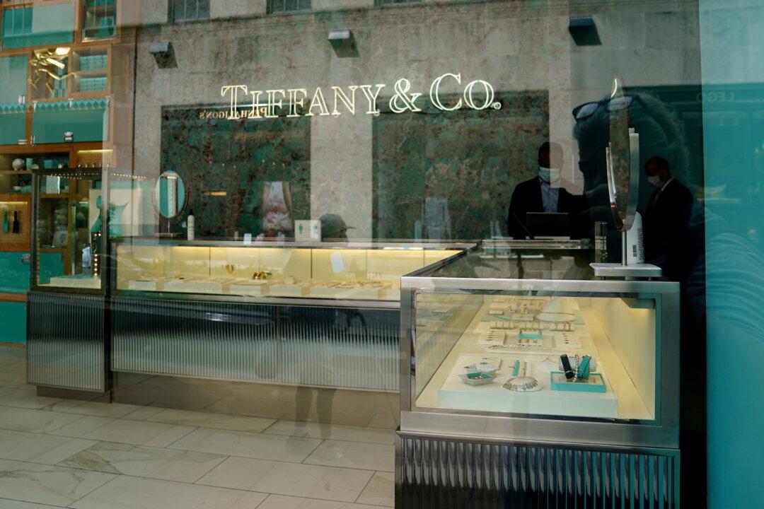 Tiffany, Costco Settle 8-year Lawsuit Over Fake ‘Tiffany’ Rings