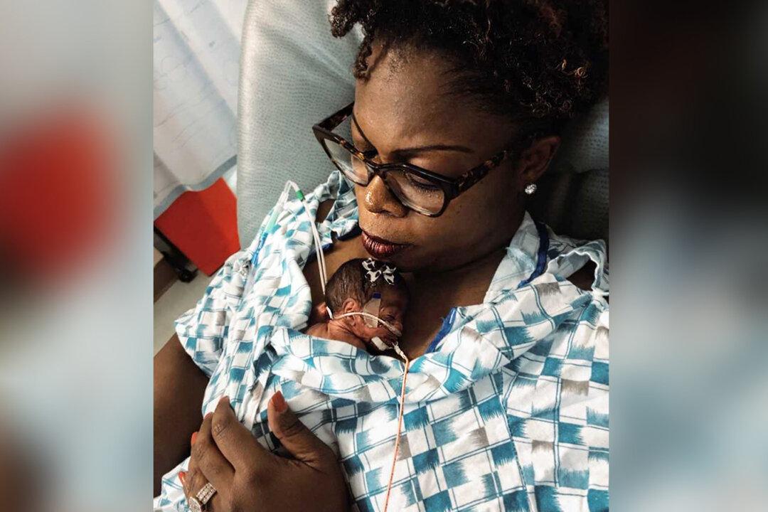 Woman With Just 1 Fallopian Tube, 1 Ovary Delivers 1-Pound Miracle Baby, Survives Near-Fatal Birth