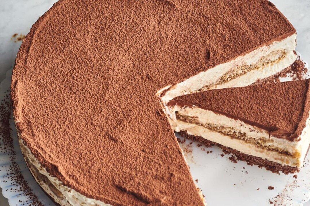 No-Bake Tiramisu Cheesecake Is as Good (And Easy) as It Sounds