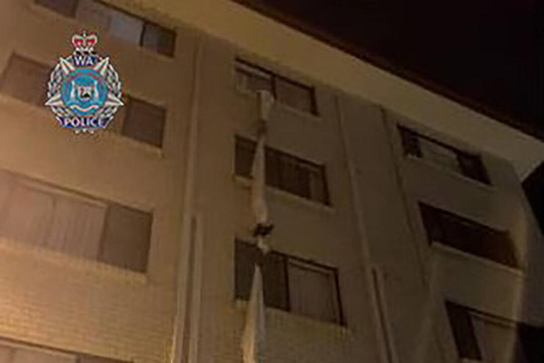 Aussie Man Rappels Using Bedsheets to Escape Perth Hotel Quarantine