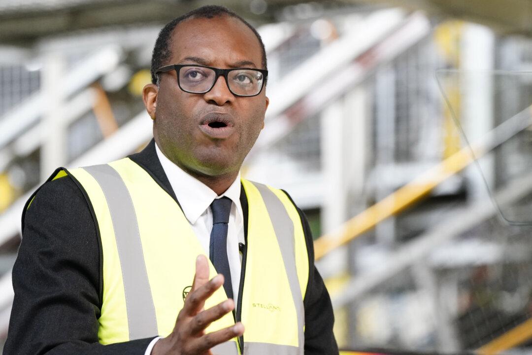 MPs May Only Get a Vote on the ‘Concept’ of Vaccine Passports, UK Minister Says