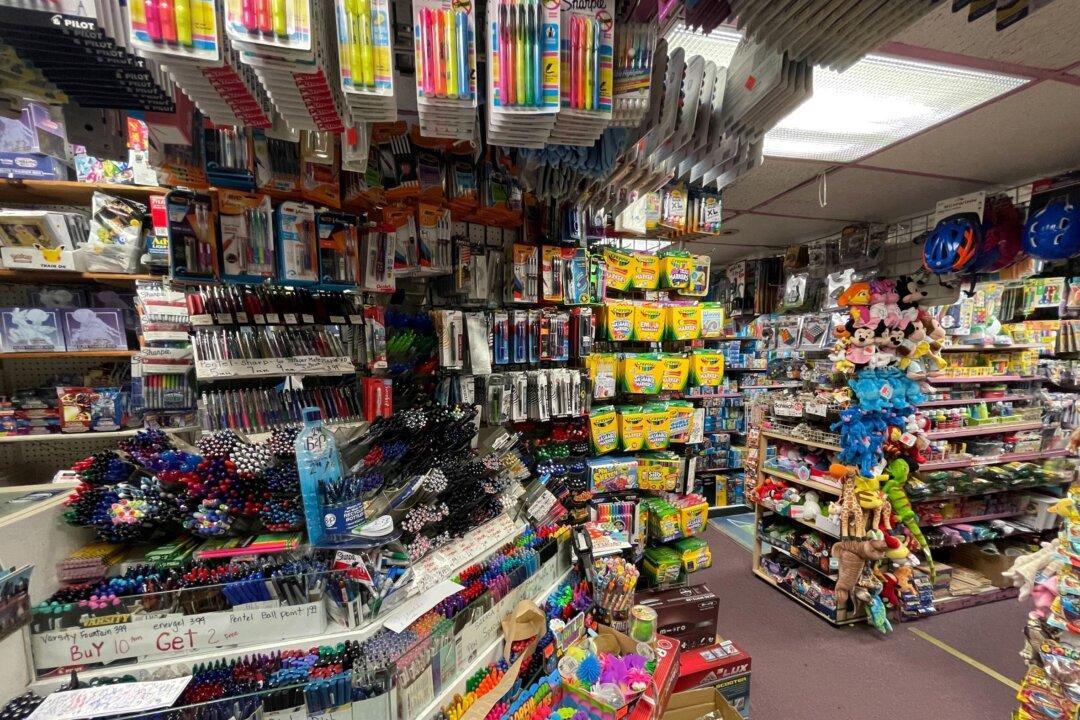 Tennessee Lawmakers Want to Give Teachers More Money for Supplies