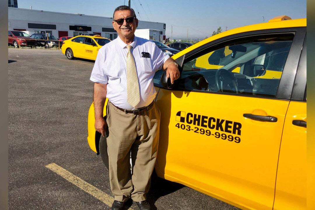 70-Year-Old Taxi Driver Delivers Groceries for Dozens of Seniors for 15 Years—Free of Charge