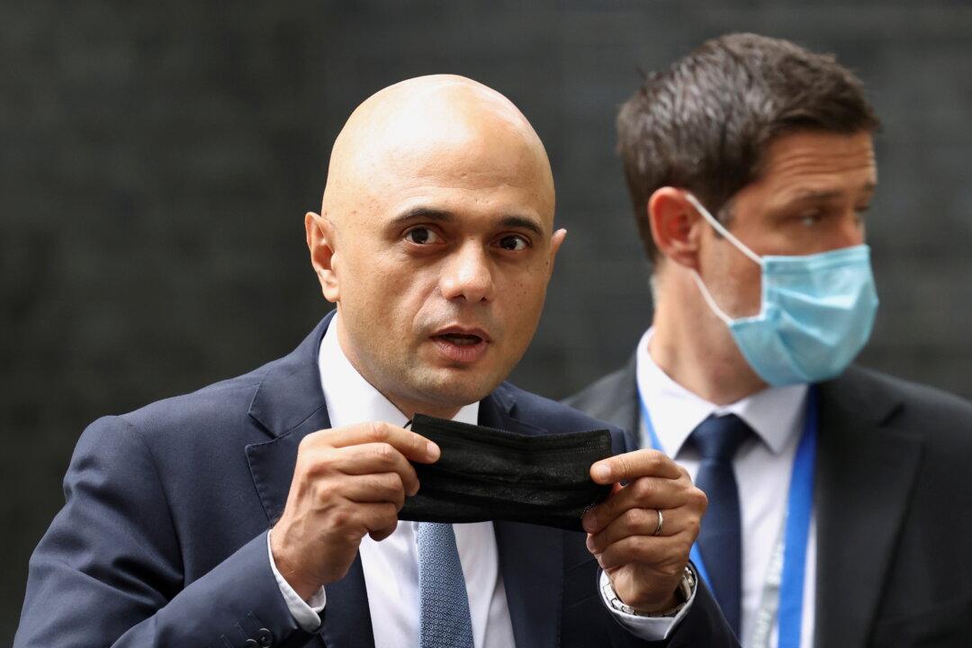 Mask-Wearing ‘Personal Judgment’ for MPs, Downing Street Says