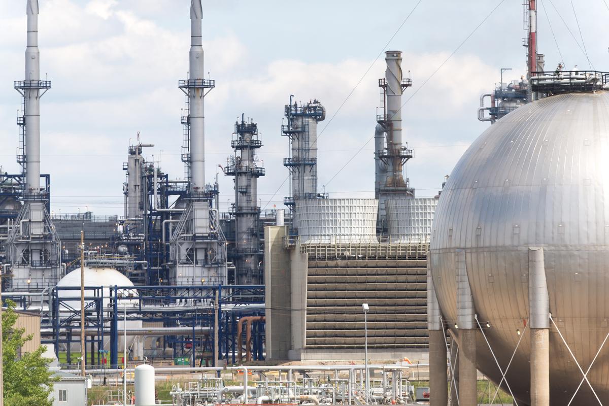 Cybercrime Is Largest Threat to Canada’s Oil and Gas Sector: Intelligence Agency