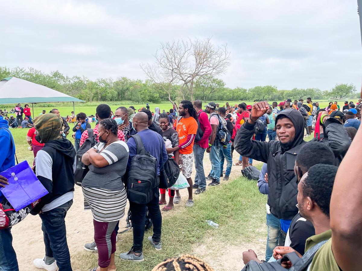 McAllen, Texas Setting Up Emergency Shelter for the ‘Overwhelming Number’ of Stranded Immigrants