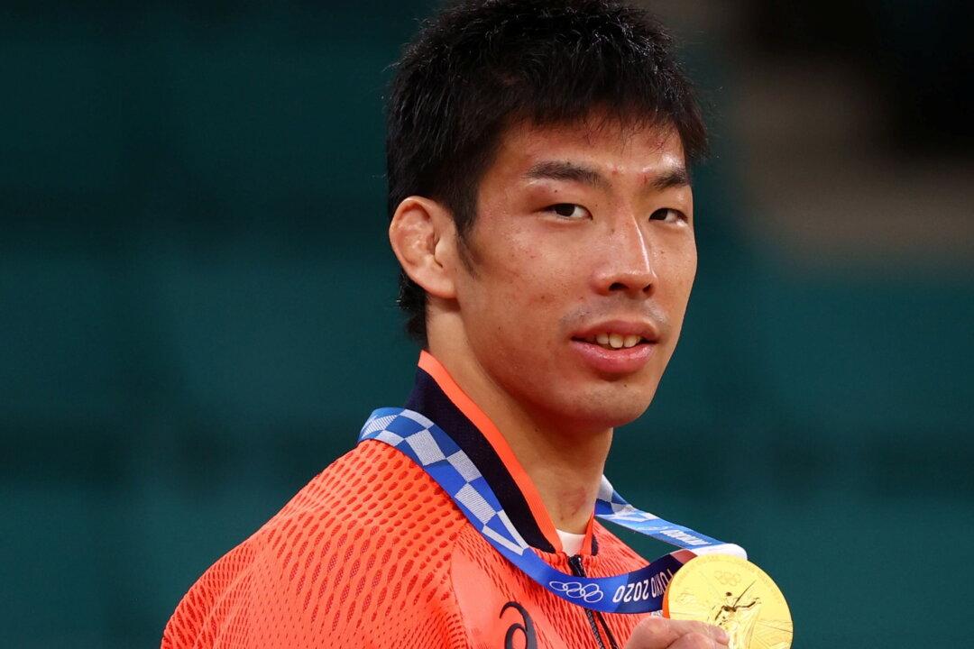 Nagase Triumphs in -81kg Judo to Continue Japanese Gold Rush