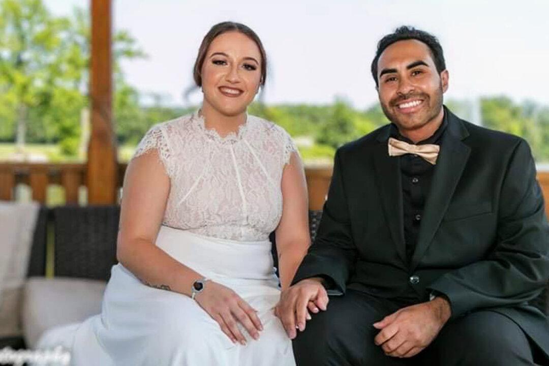 Man Battling Rare Cancer Marries Love of His Life After Being Given Just Months to Live
