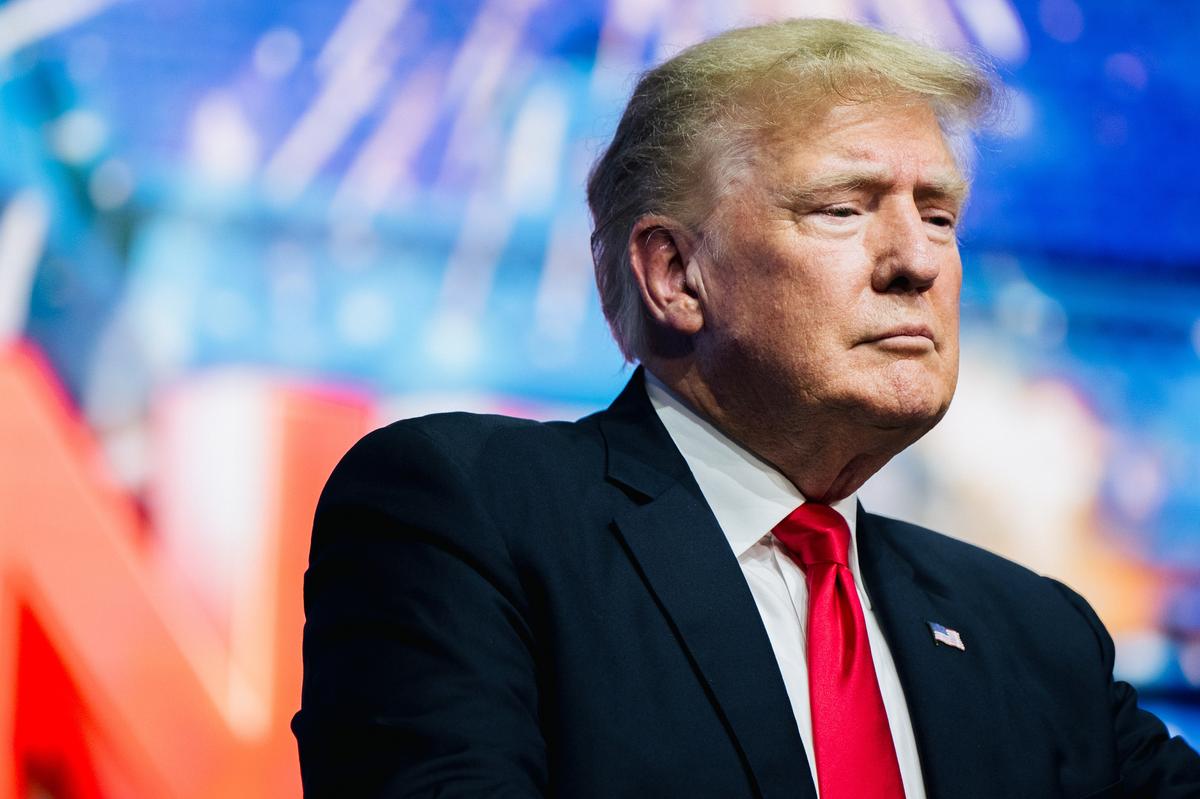 Trump Asks Court to Block Release of Tax Returns to Congress