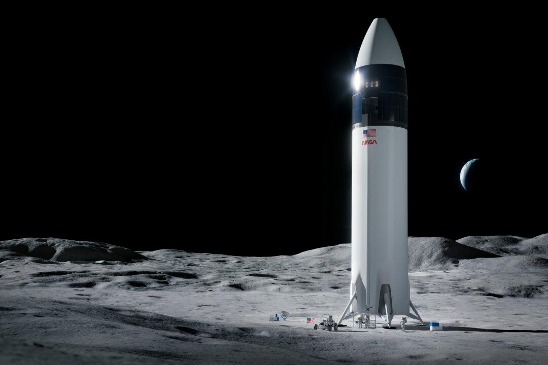 Bezos Loses Appeal of NASA’s Plans to Use Musk Moon Lander