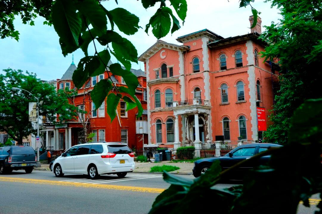 New Jersey Congressional Delegation Wants Murphy to Dole out More Federal Money to Tenants and Landlords