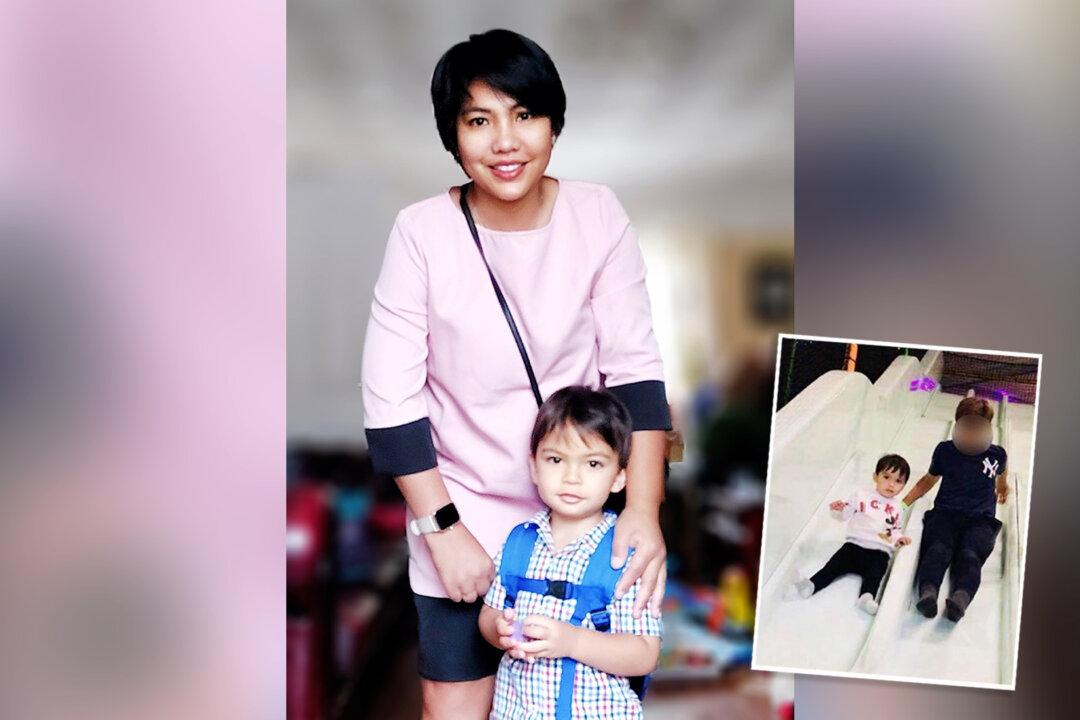 Disabled Mom is Touched By Kid’s Kindness After He Helps Her Toddler Son in the Play Area