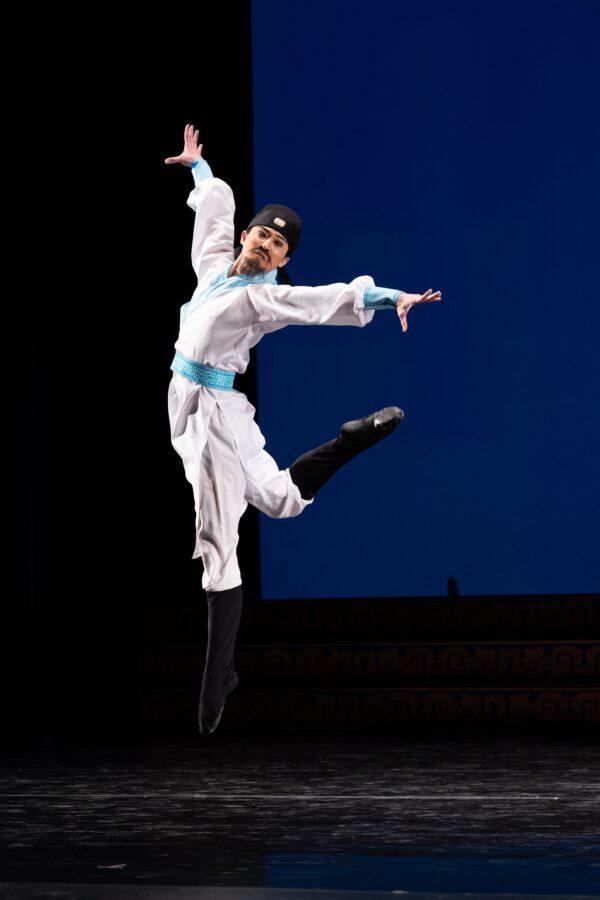 Daniel Zhang portrays famous Chinese poet Li Bai. (Edward Dye)