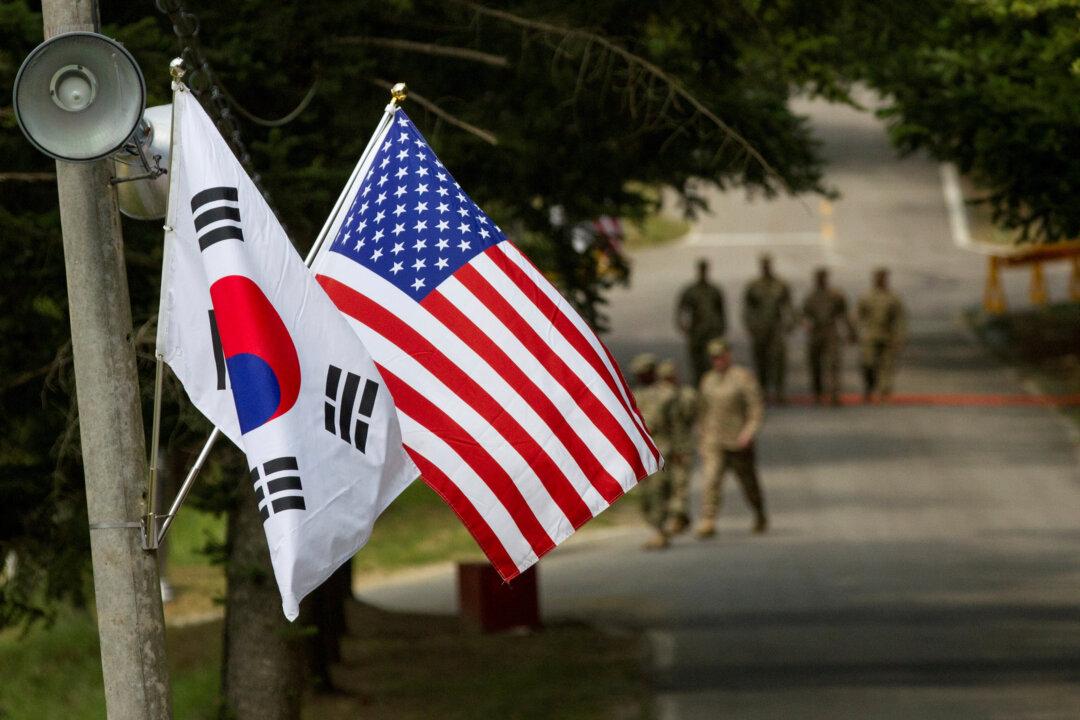 US, South Korea Agree to Bolster Extended Deterrence Amid North Korean Threats