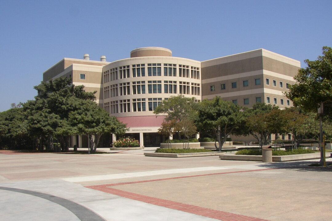 University of California Lab Assistant Sues State, Union in Federal Court to Stop Compulsory Dues Collection