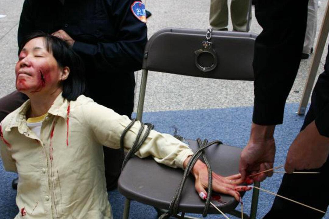 ‘I Told Myself That I Wouldn’t Die’: Chinese Woman’s Resilience in the Face of Brutal Torture Over Her Faith