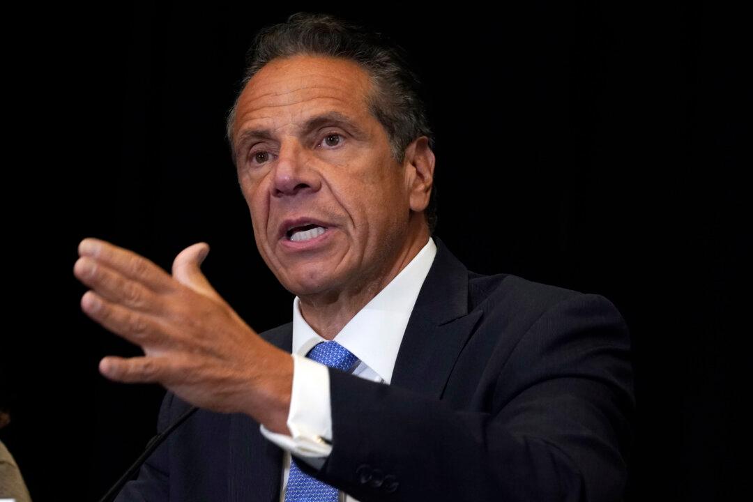Cuomo Defies Calls to Resign After Probe Finds He Harassed Women